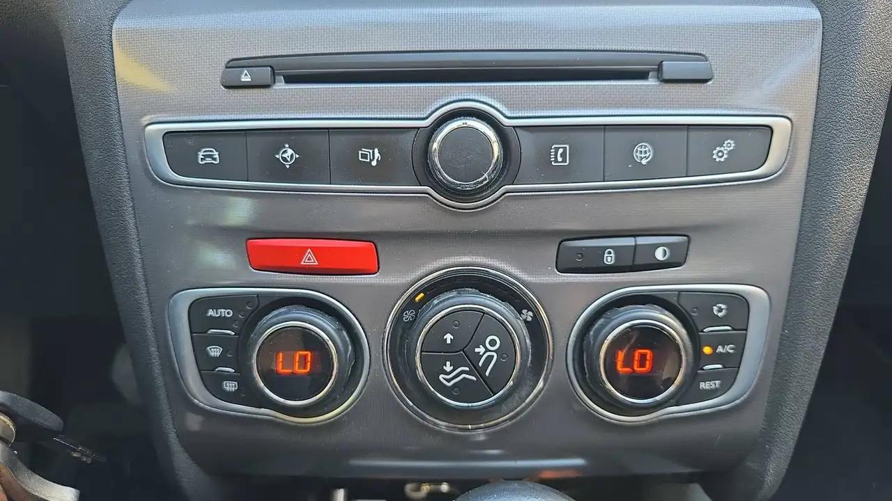 Citroen C4 Berline — photo 26