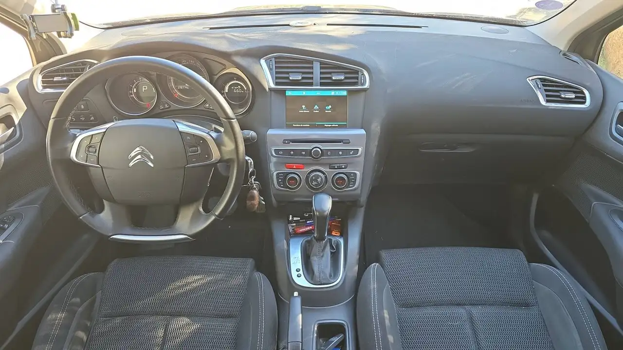 Citroen C4 Berline — photo 11