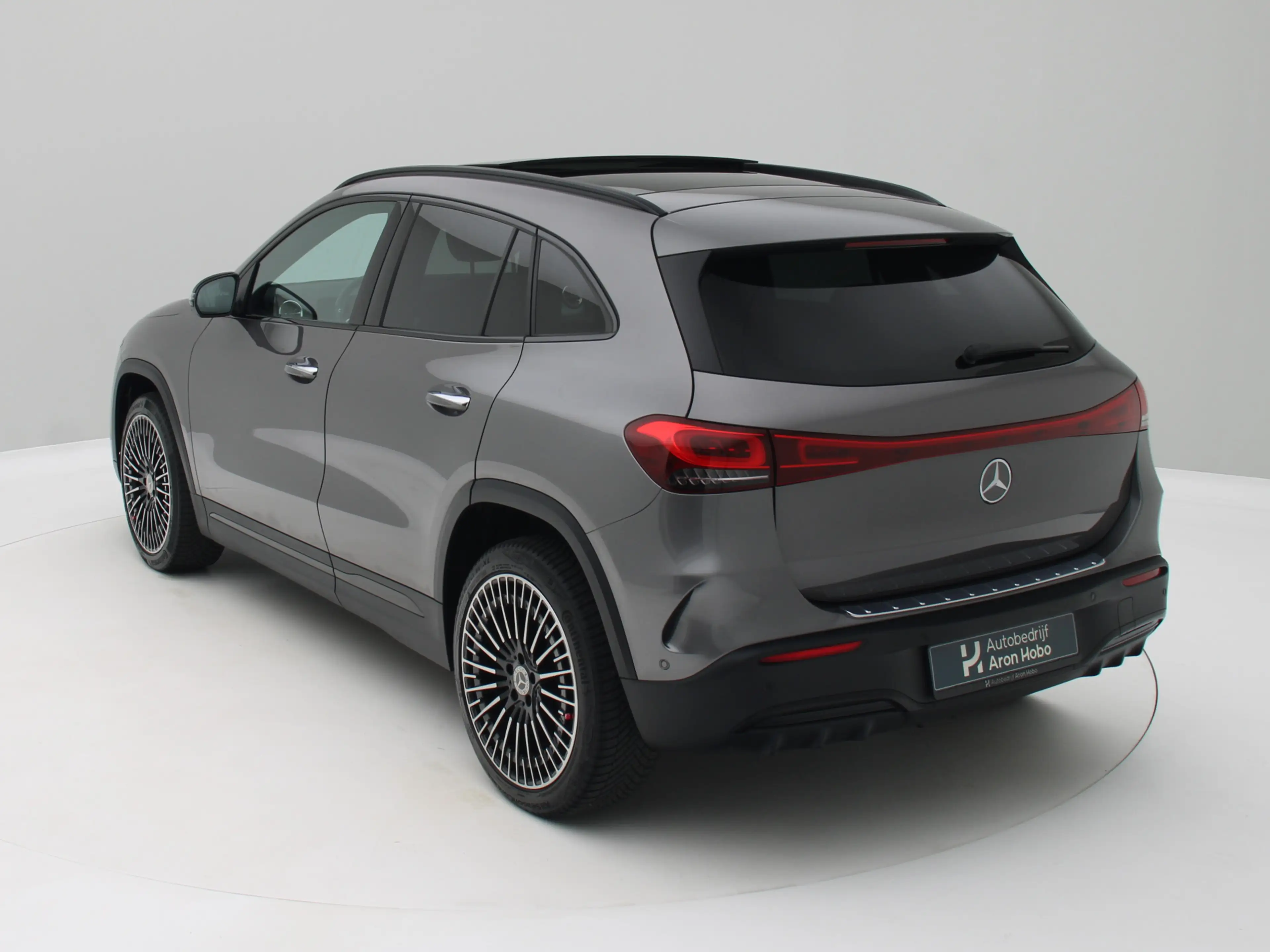 Mercedes-Benz EQA 250 AMG 67 kWh Pano, Memory, Distronic, Trekhaak — photo 3