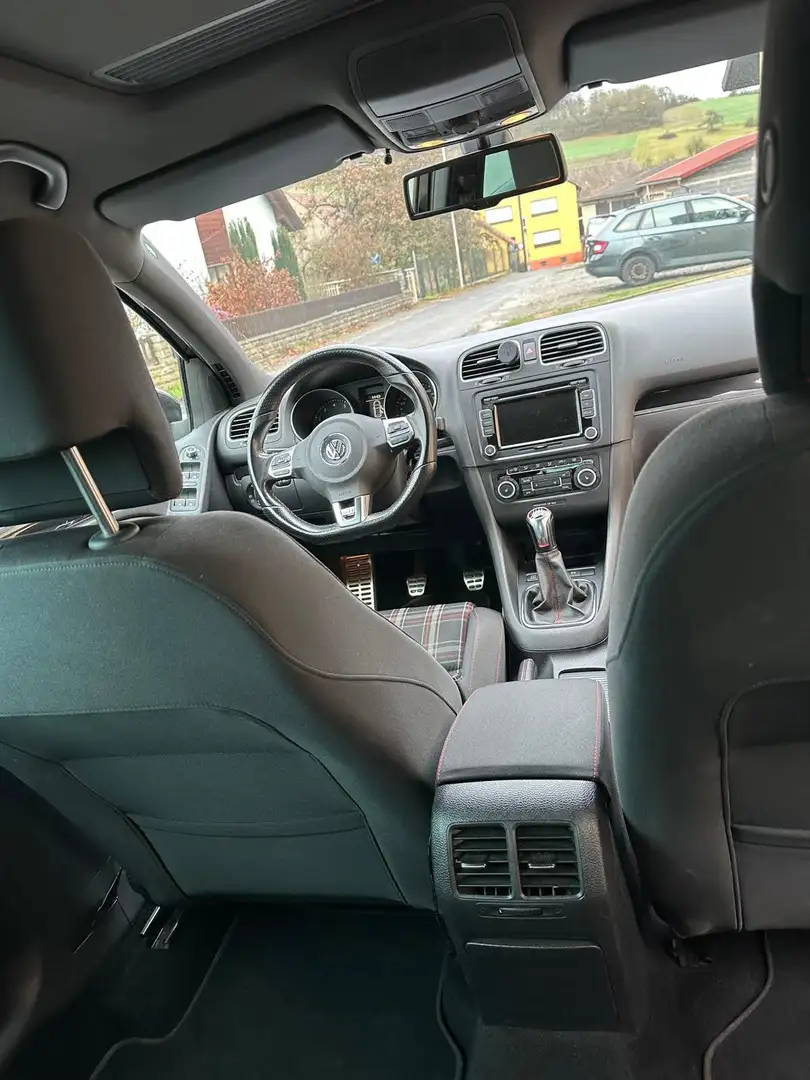 Volkswagen Golf GTI Golf VI 5-Türer 2.0 Schwarz - 2