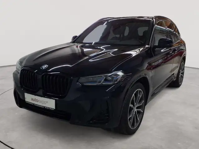 BMW X3 view 2