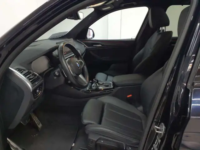 BMW X3 view 7