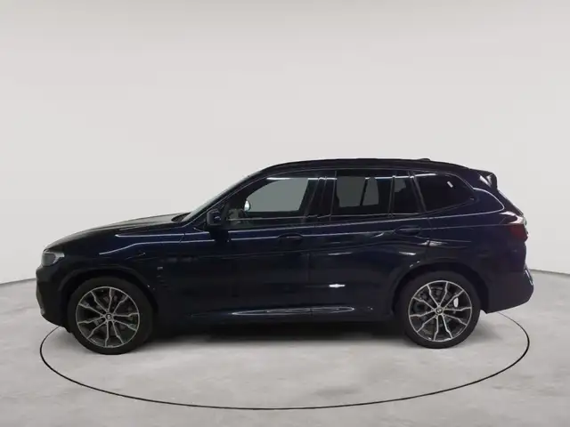 BMW X3 view 6