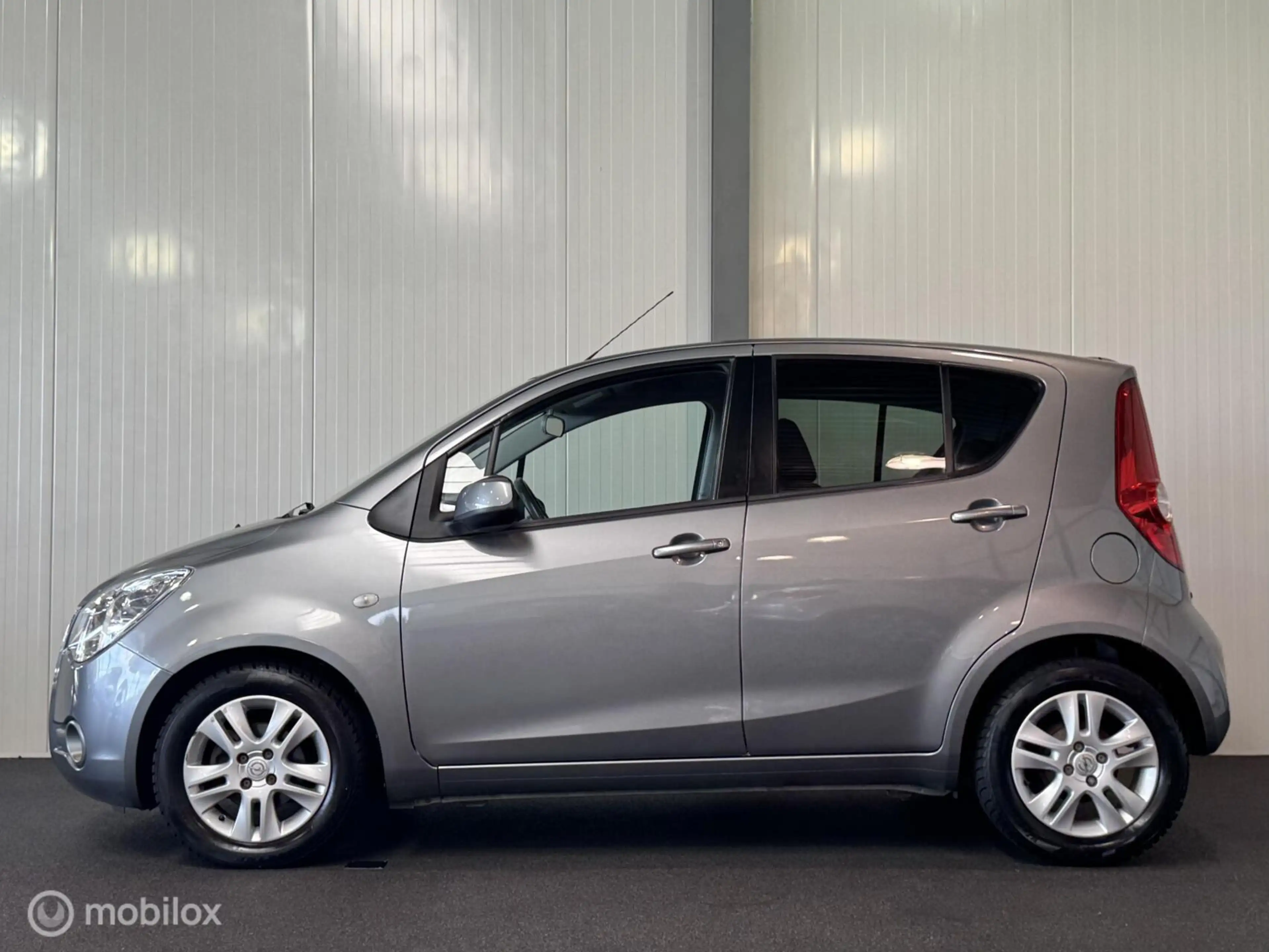 Opel Agila 1.2 Edition AUTOMAAT [ volledige historie Airco ] — photo 3