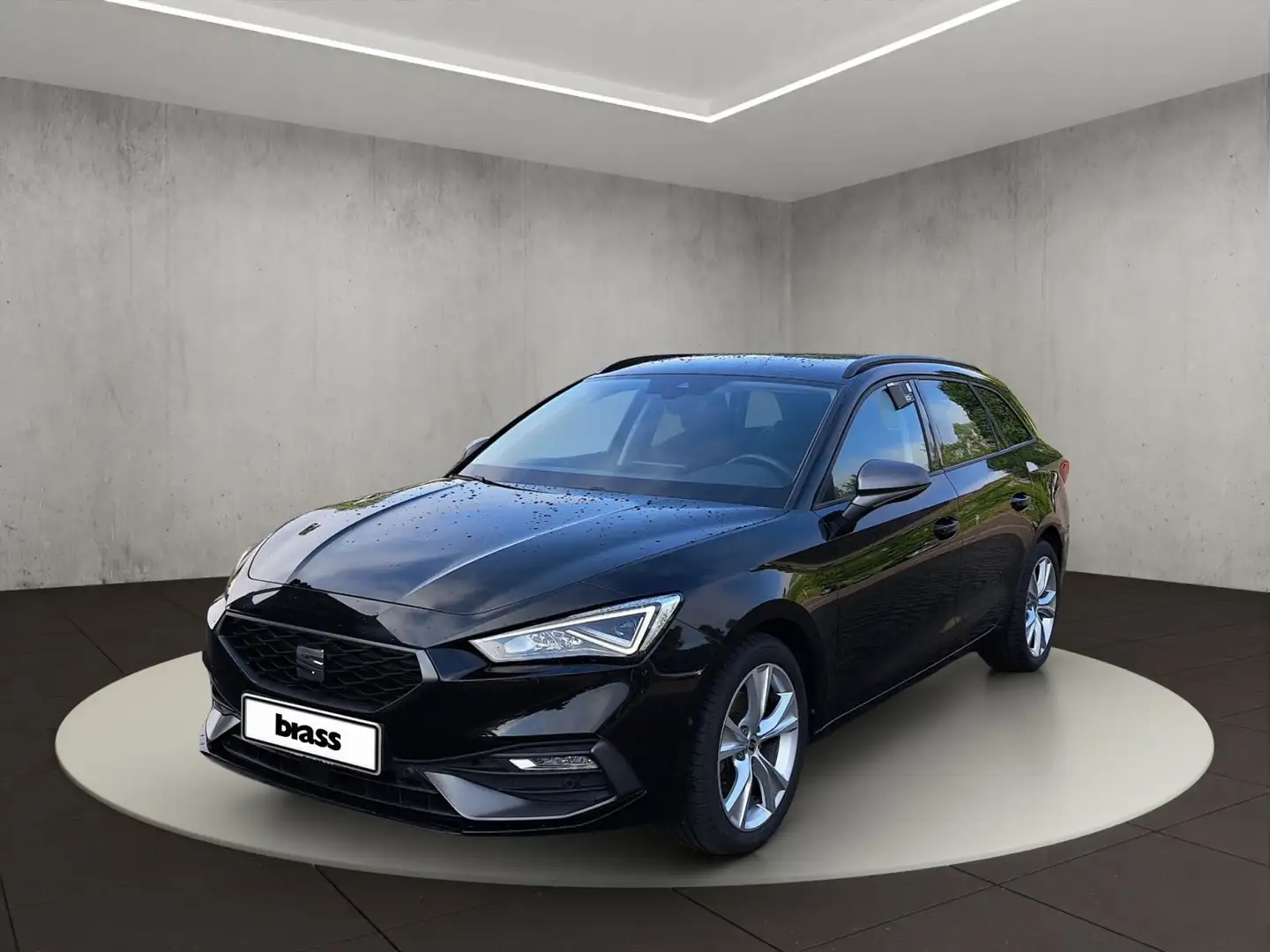 SEAT Leon Sportstourer FR Black - 1