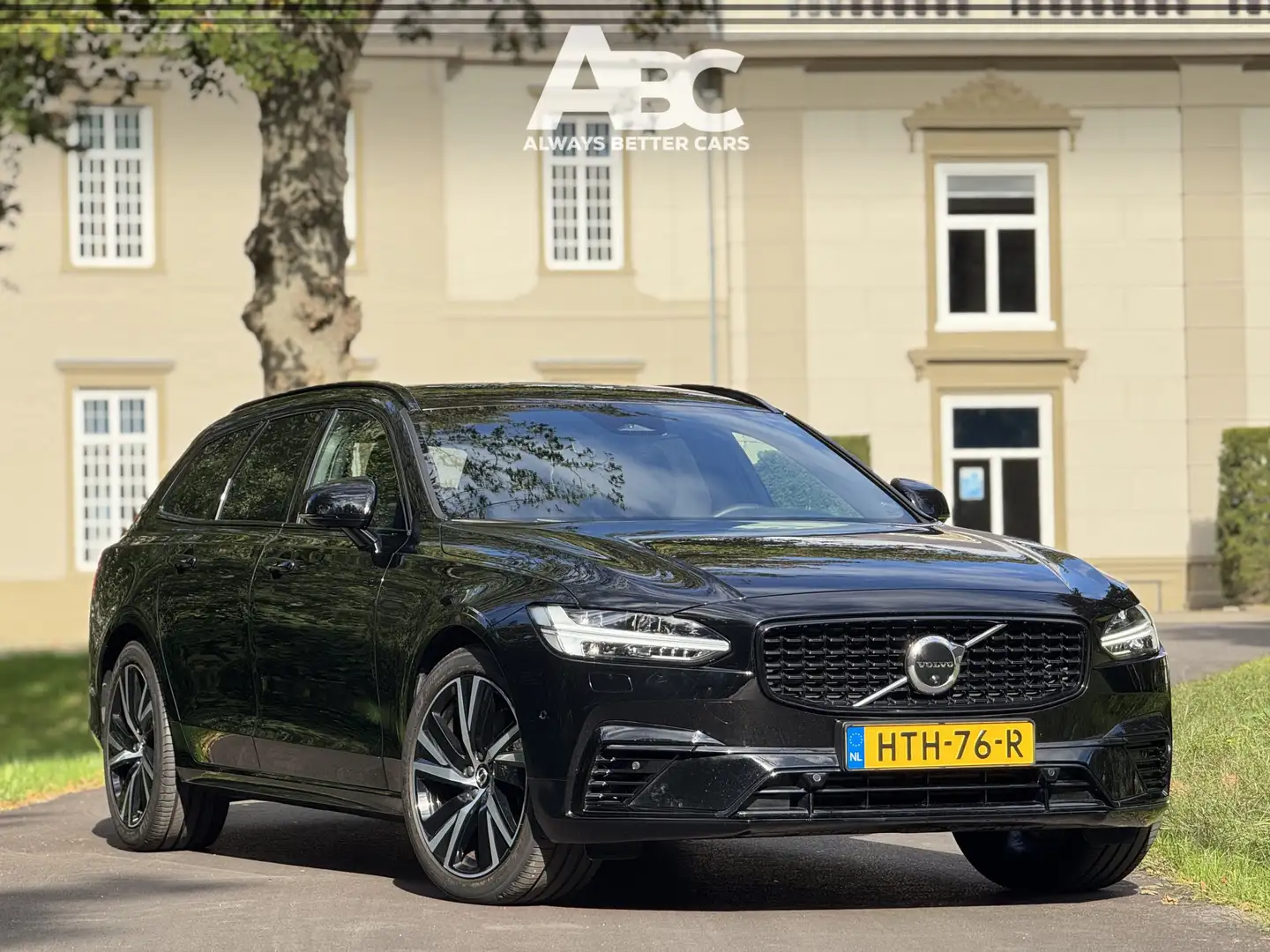 Volvo V90 2.0 T6 AWD Inscription Exclusive BTW HUD 360 Schwarz - 1