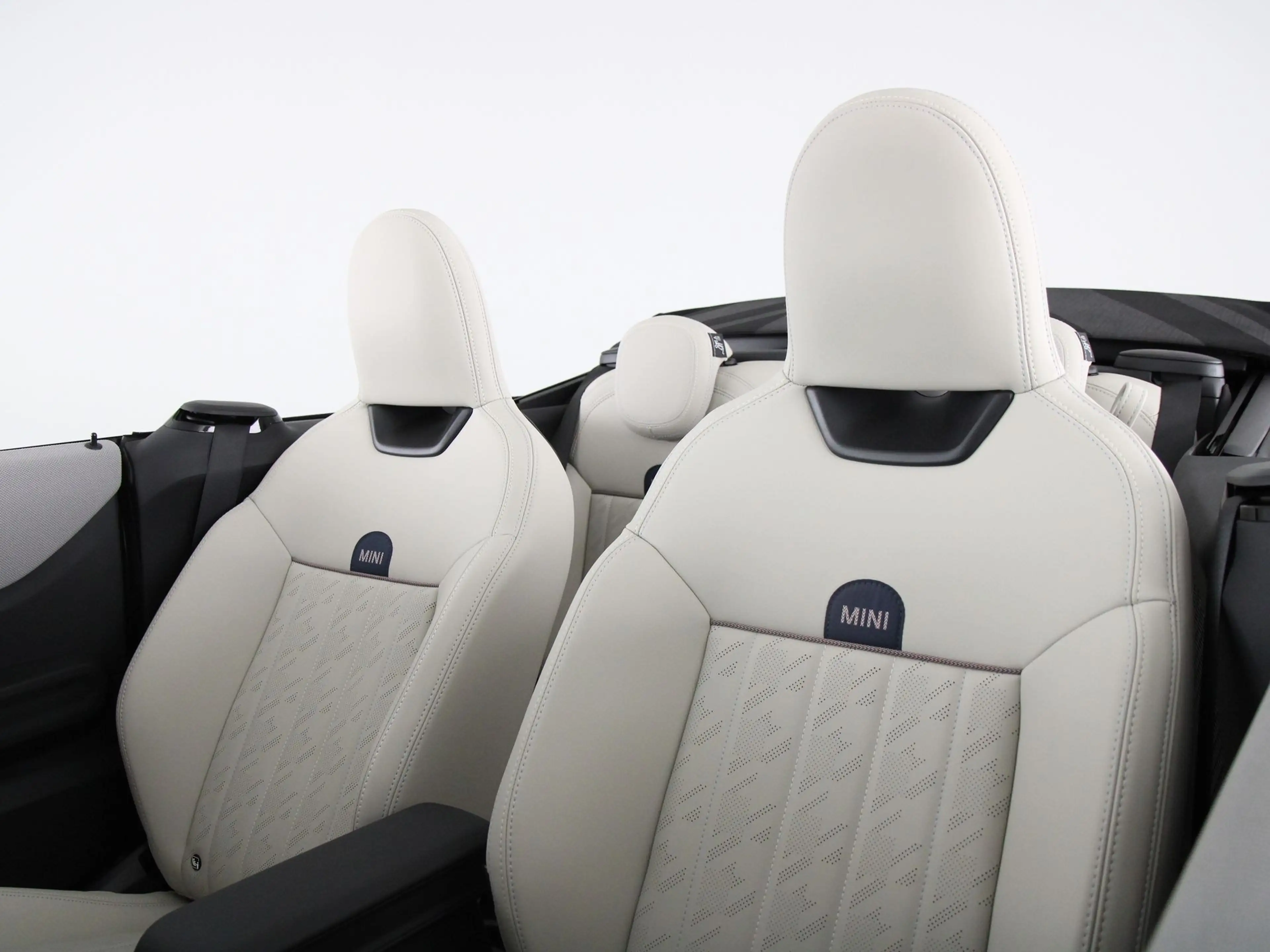 MINI Cooper S Cabrio Favoured Pakket XL PRIVATE LEASE EUR 785,- (60 mnd — photo 4