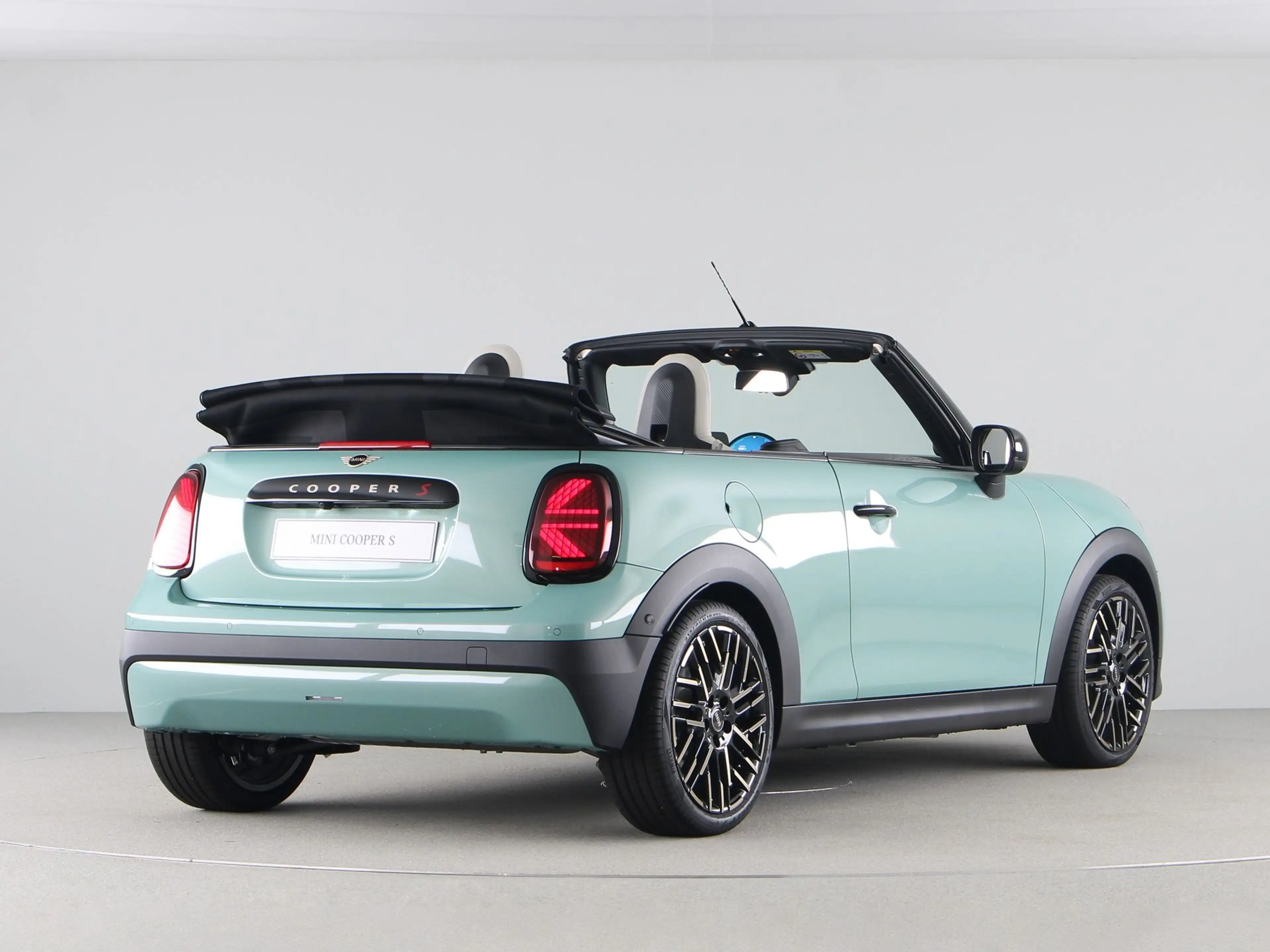 MINI Cooper S Cabrio Favoured Pakket XL PRIVATE LEASE EUR 785,- (60 mnd — photo 13