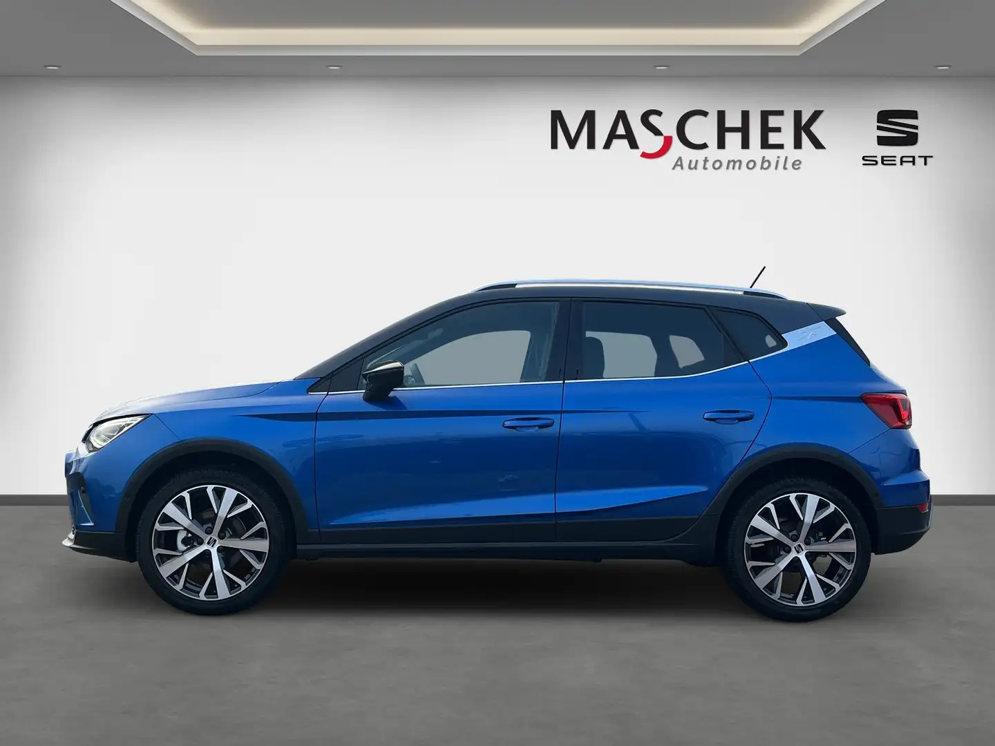 SEAT Arona Xperience 1.5 TSI DSG  Navi/LED/18 Alu LM Blauw - 2