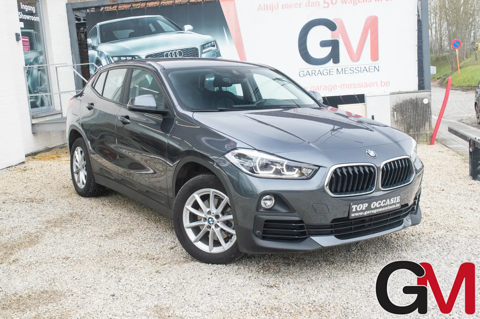 BMW X2 1.5iA sDrive18 OPF Šedá - 1