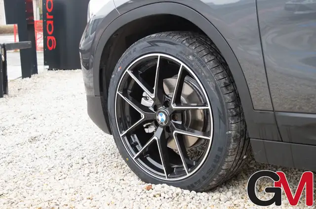 BMW X2 view 4