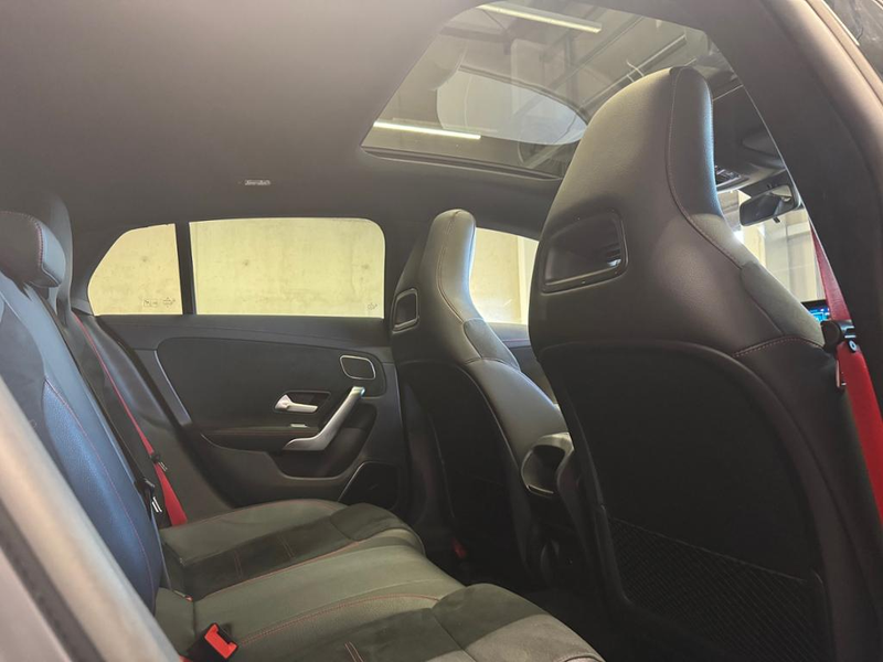 Mercedes-Benz CLA 35 AMG AMG CLA 35 4M *Pano Night Burmester Kamera — photo 10