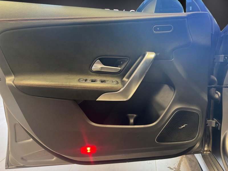 Mercedes-Benz CLA 35 AMG AMG CLA 35 4M *Pano Night Burmester Kamera — photo 6