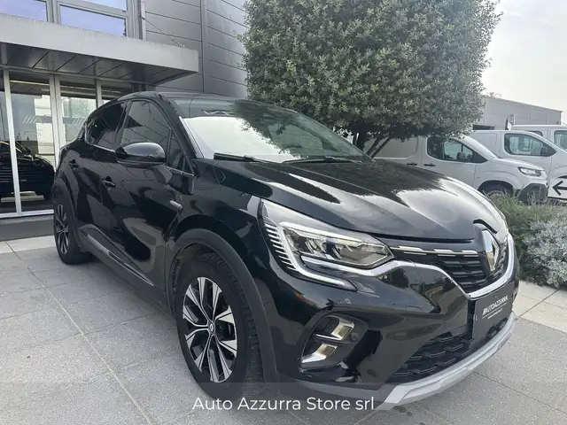 Renault Captur view 3