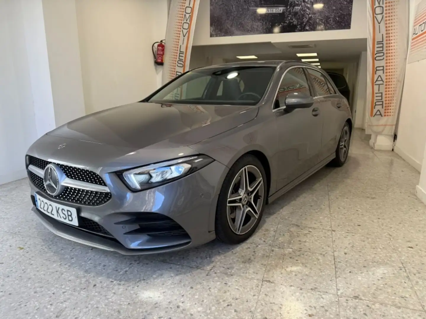 Mercedes-Benz A 180 d (177.003) Gris - 2