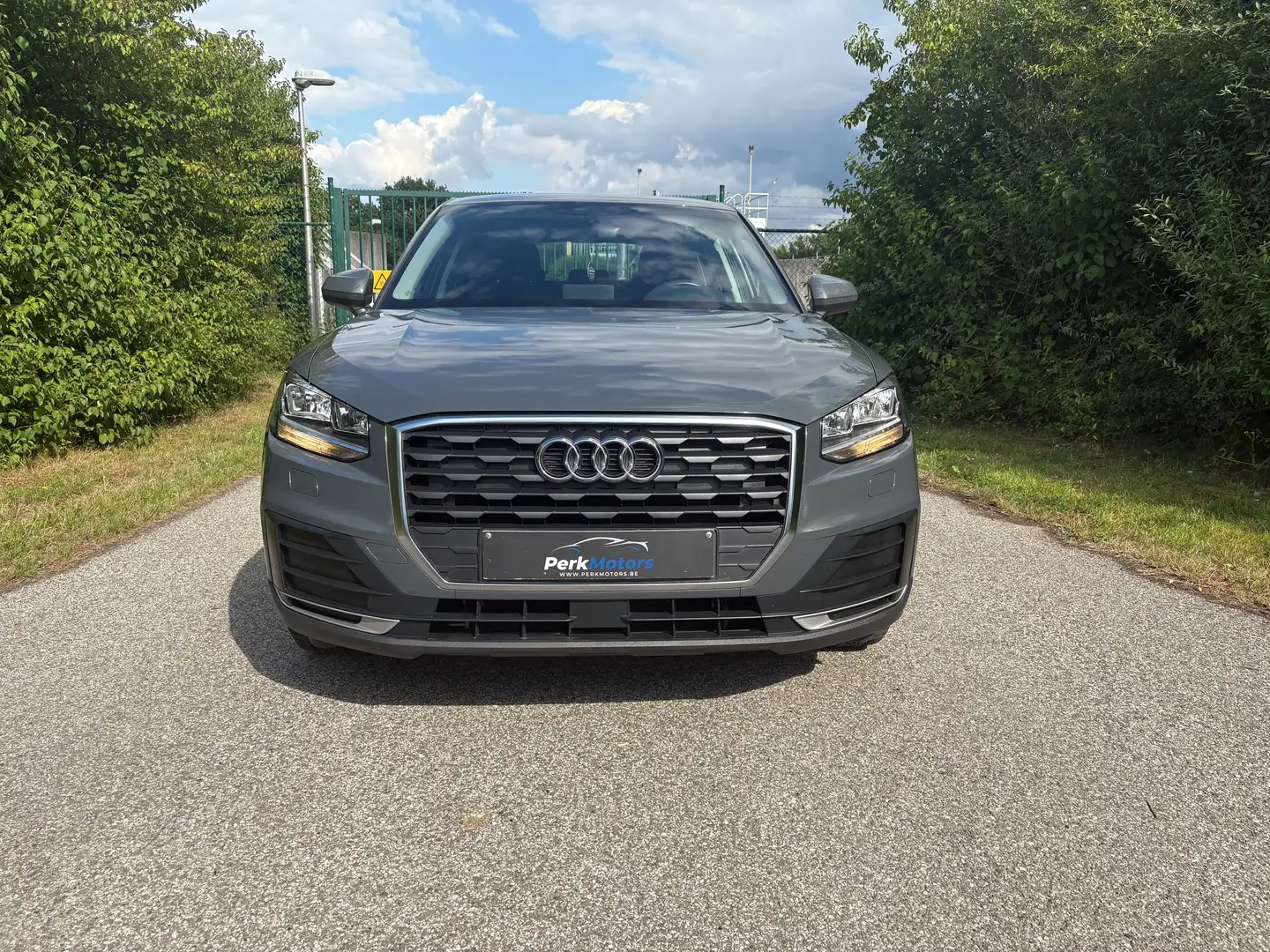 Audi Q2 Q2 30 TFSI design - Garantie / DAB / Ohb / PDC Grijs - 2