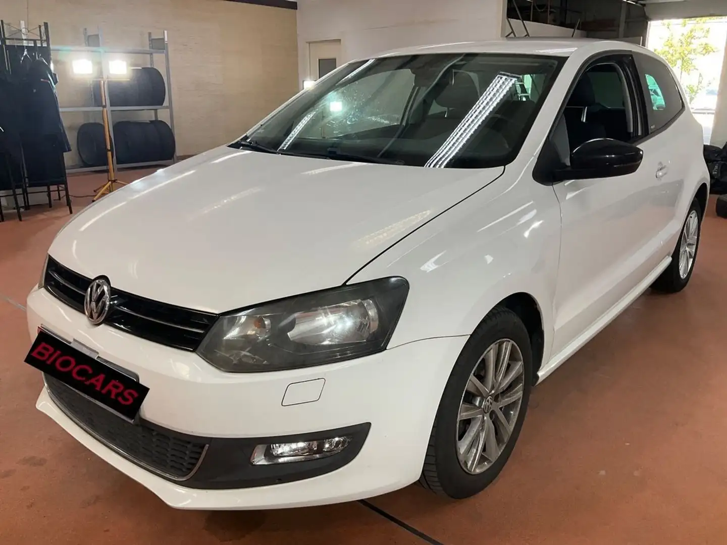 Volkswagen Polo 1.2 Style Bleu Motion Blanc - 1