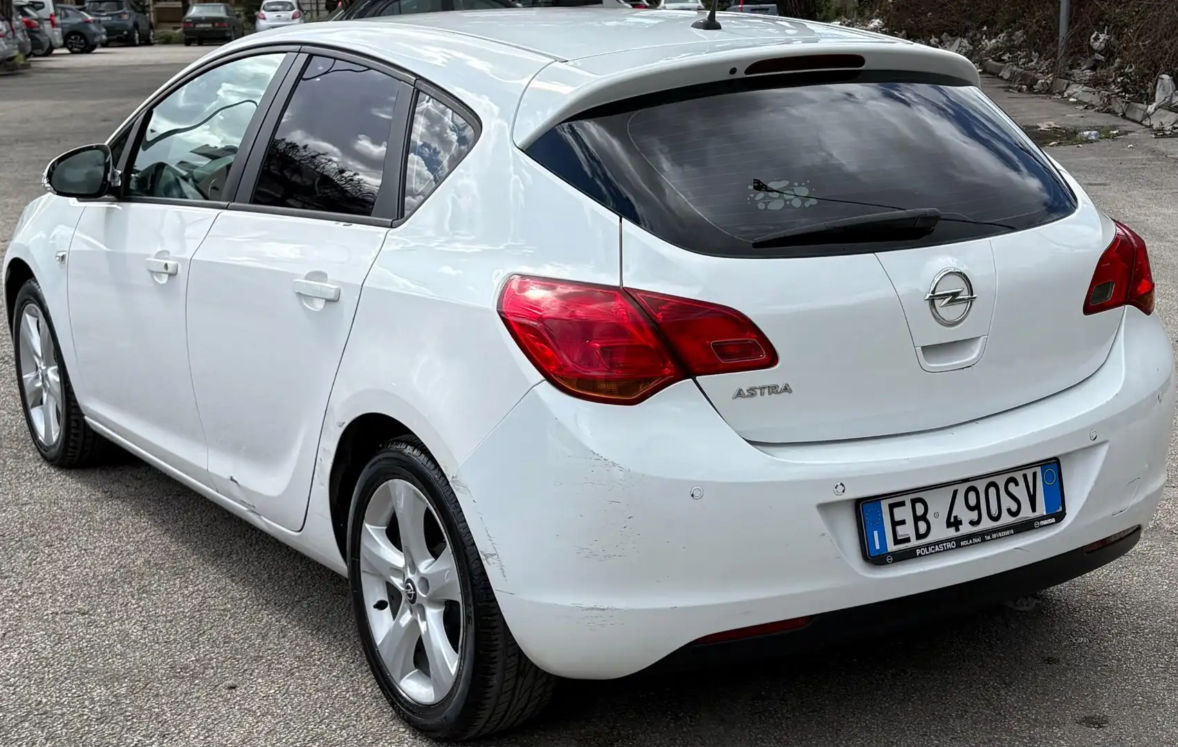 Opel Astra 5p 1.4 Enjoy Gpl-tech - 2