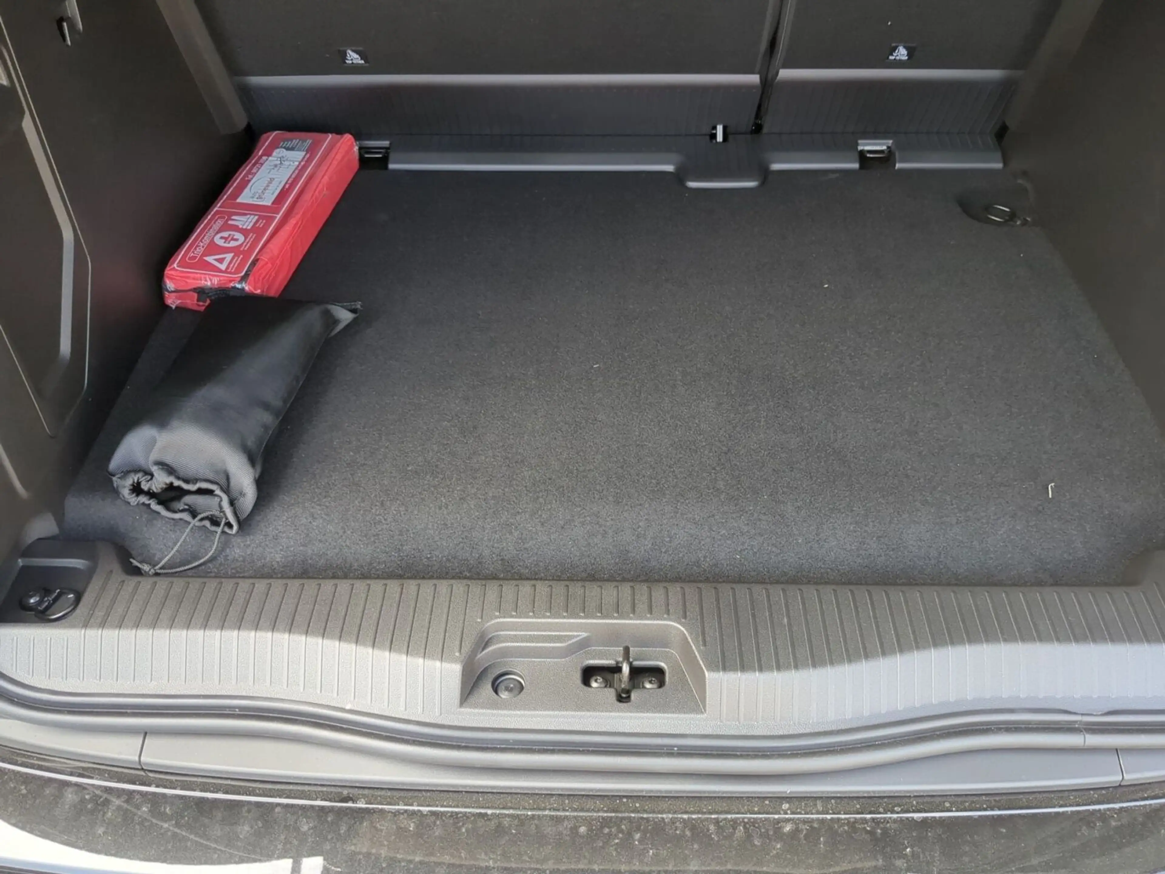 Nissan Townstar Kombi,Tekna,LED,Kamera,Sitzhzg;Navi — photo 12