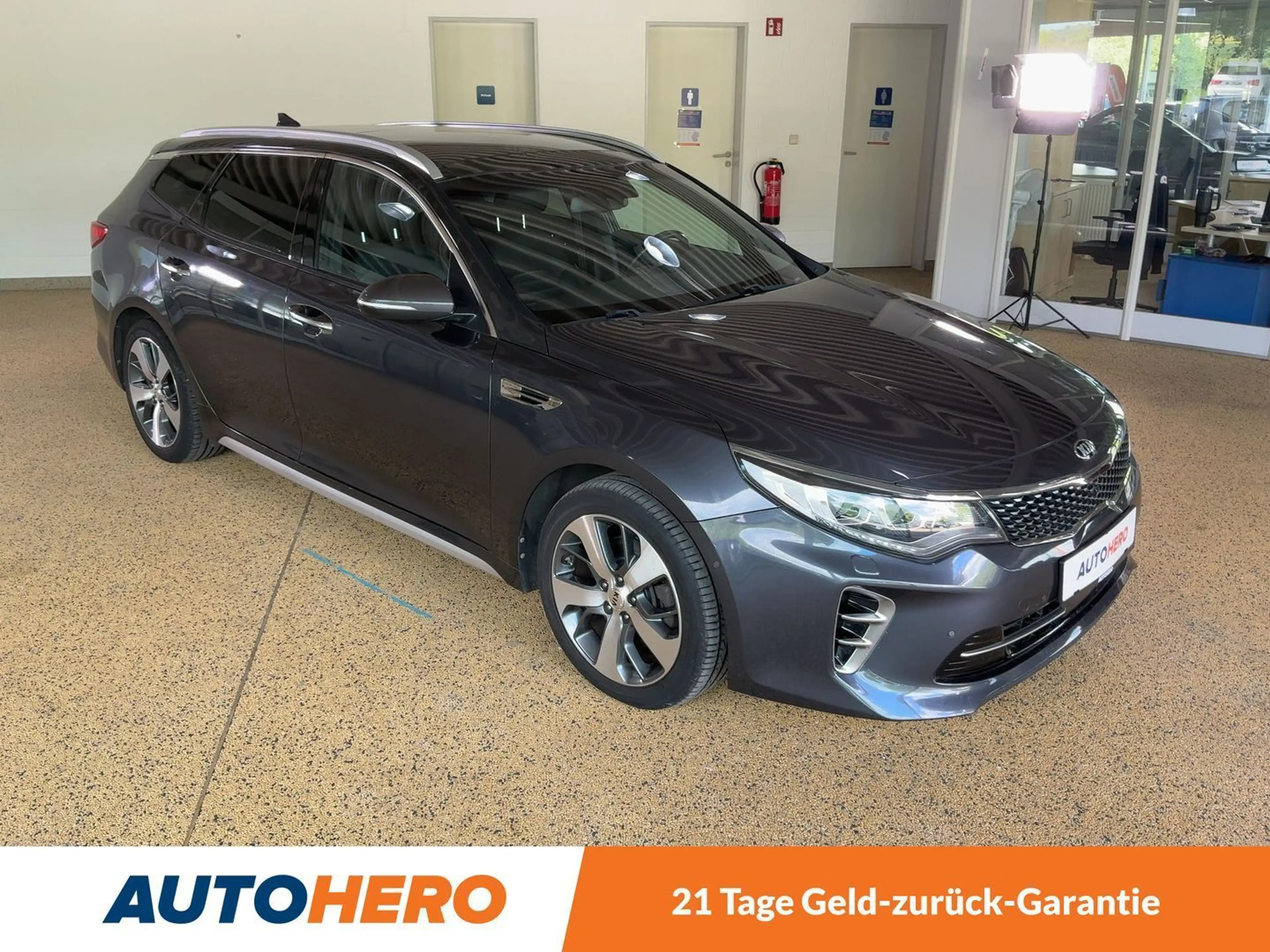 Kia Optima 1.7 CRDi GT Line Aut*NAVI*LED*ACC*CAM*PDC*SHZ* — photo 8