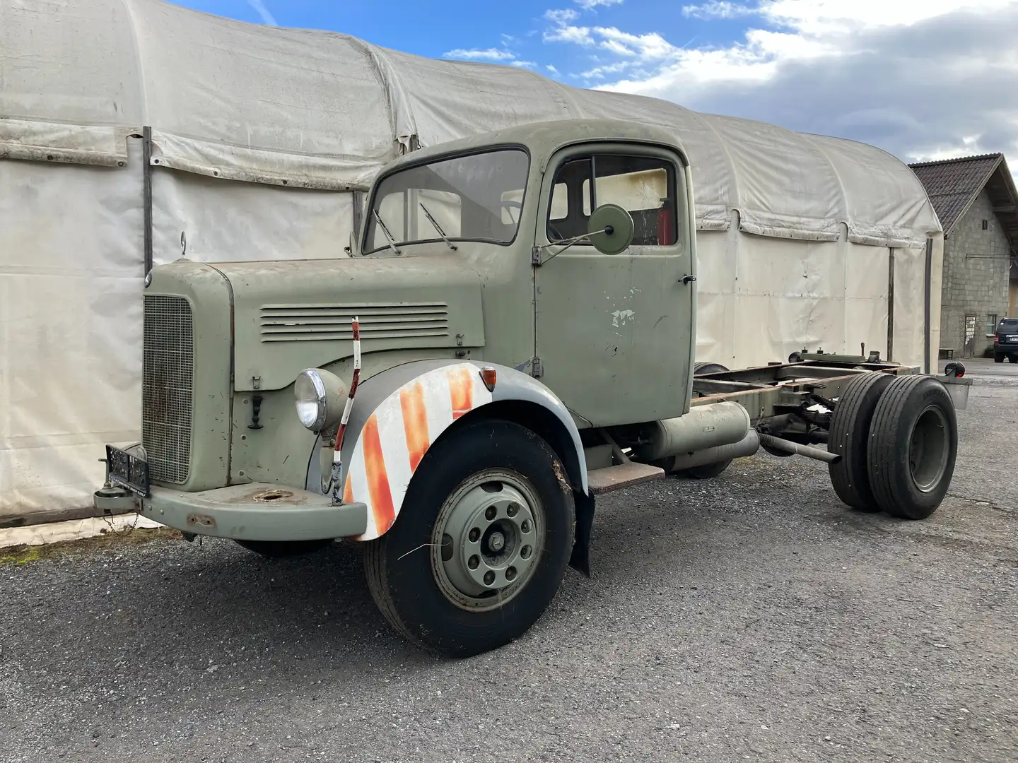 Mercedes-Benz LKO 311 Grau - 1