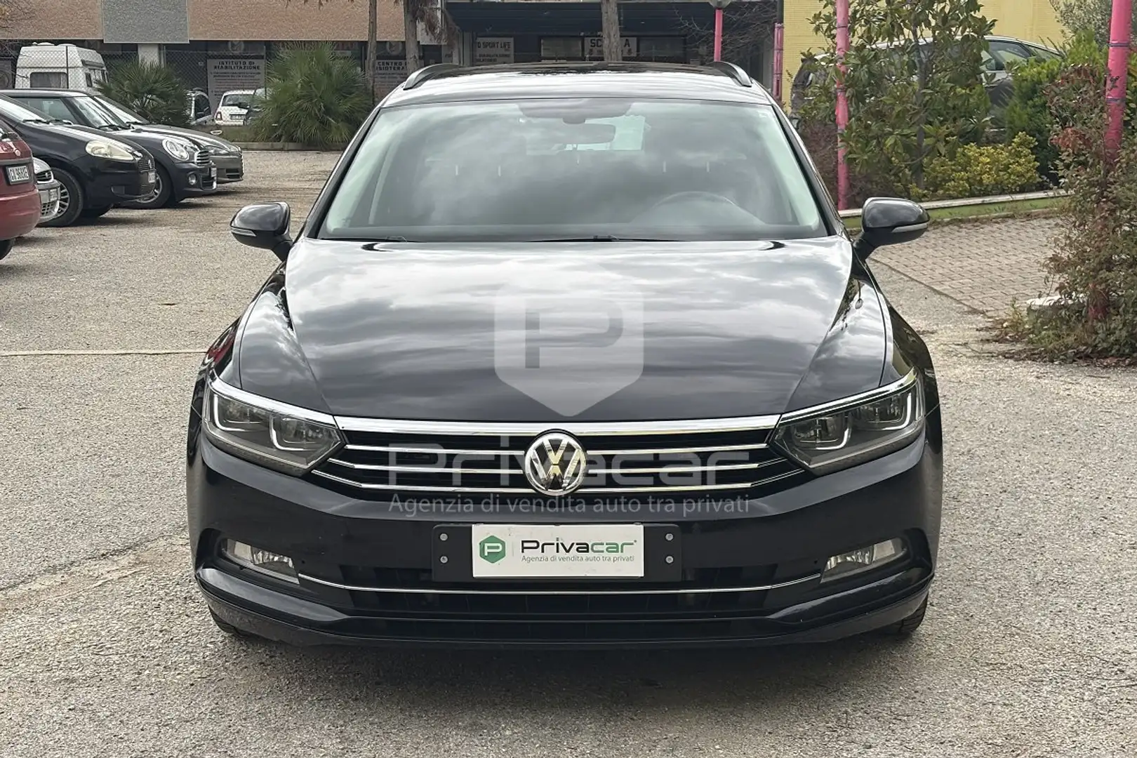 Volkswagen Passat Variant Passat Variant 2.0 TDI DSG Business BlueMotion Tech Schwarz - 2