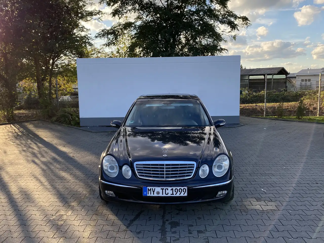 Mercedes-Benz E 320