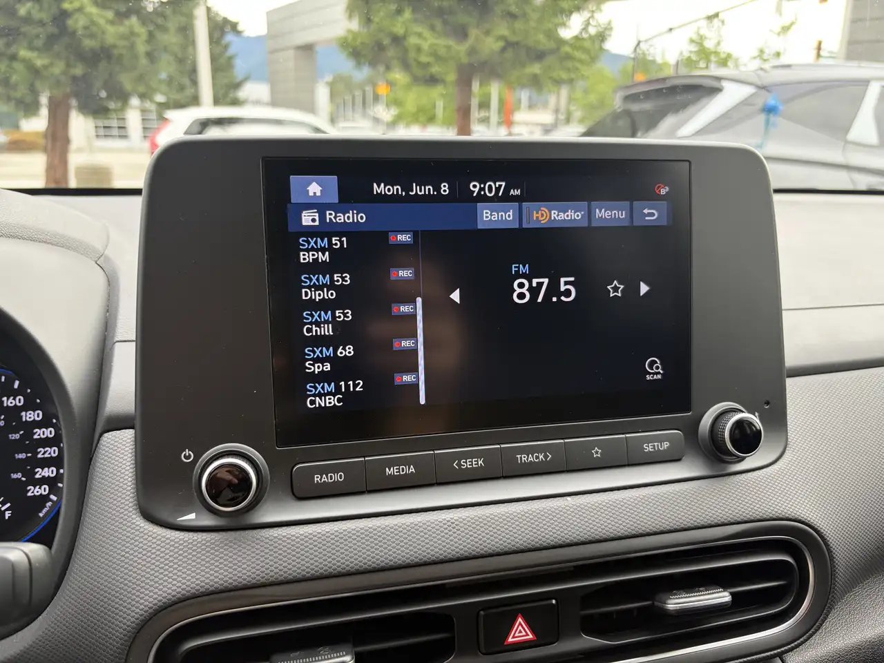 Hyundai KONA снимка Hyundai KONA