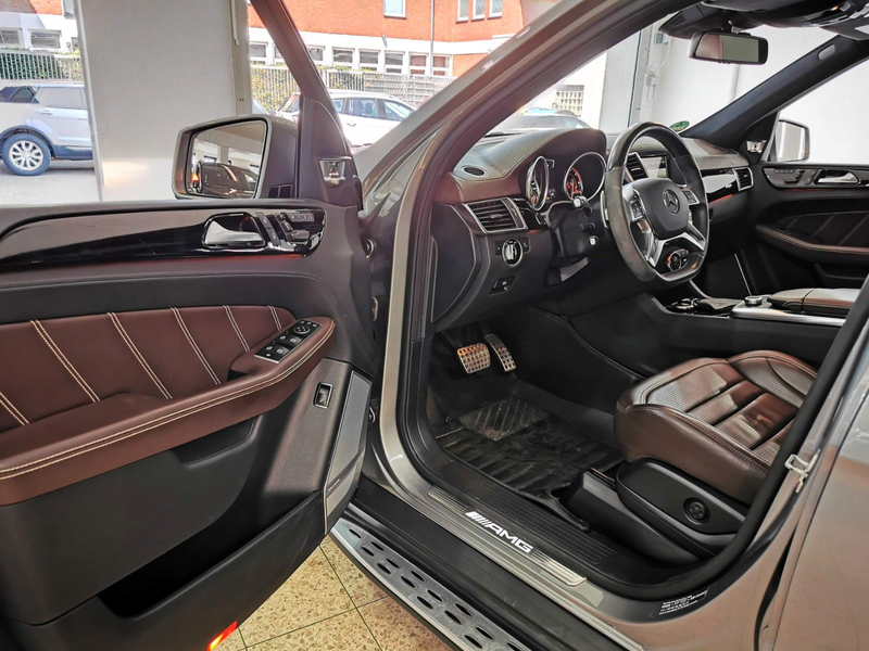 Mercedes-Benz ML 63 AMG PERFORMANCE [GARANTIE] — photo 10
