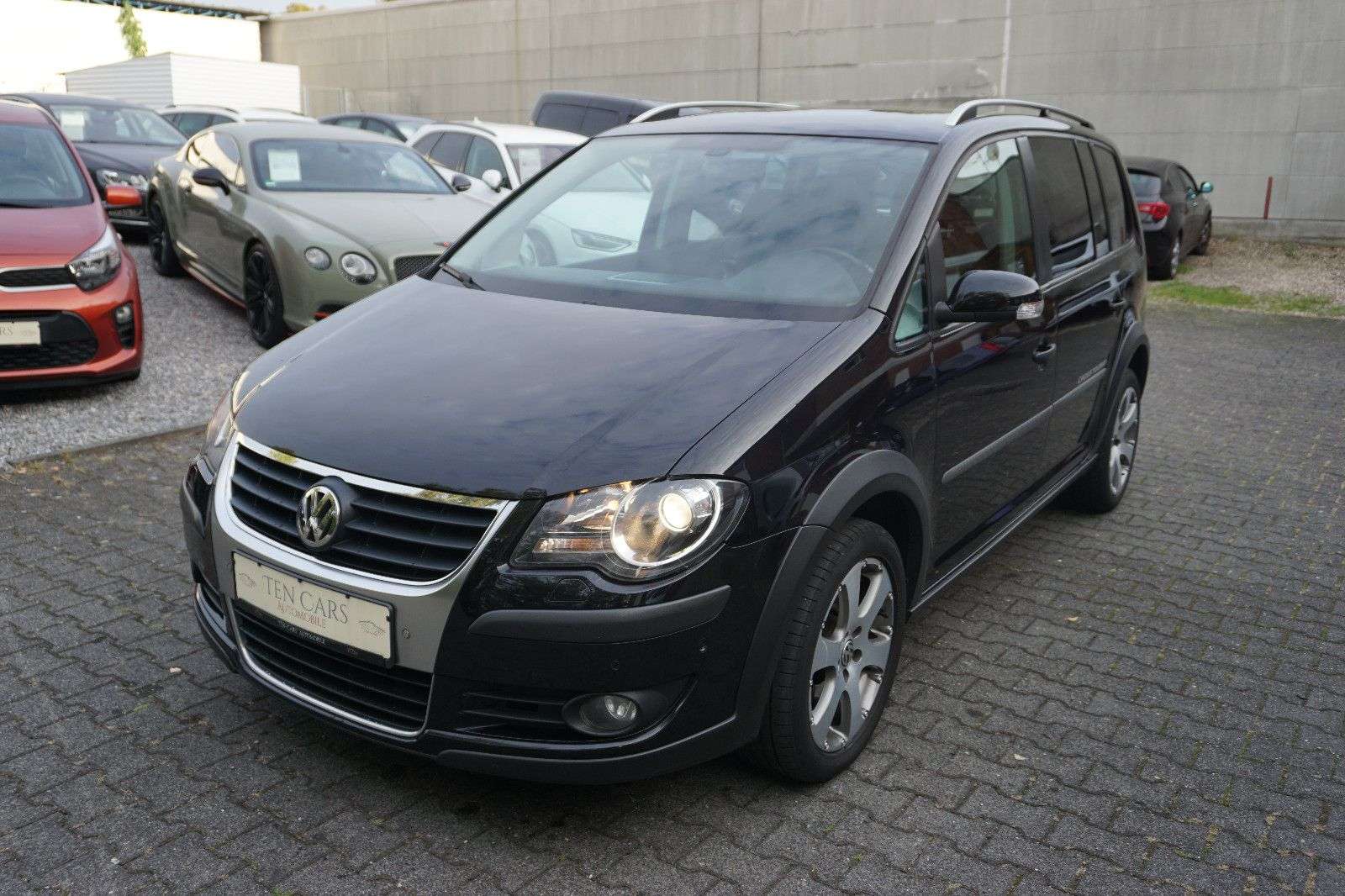 Second hand Volkswagen Touran 2.0 TDI