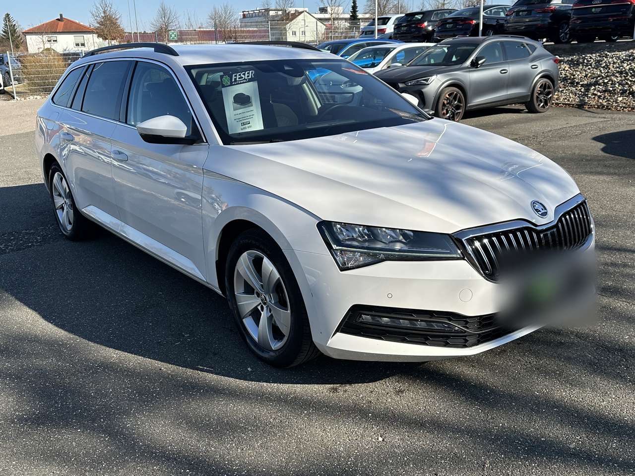 Skoda-Superb-Combi Ambition 2.0 TDI 4x4 NAVI SHZ KLIMA