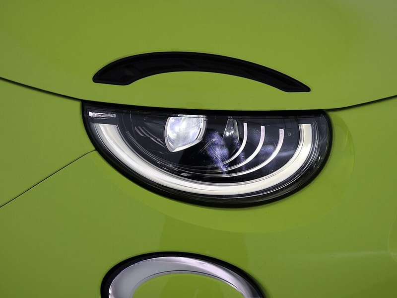 Abarth 500e Cabrio Turismo Aut LED LEDER NAVI TEMP R-CAM — photo 10