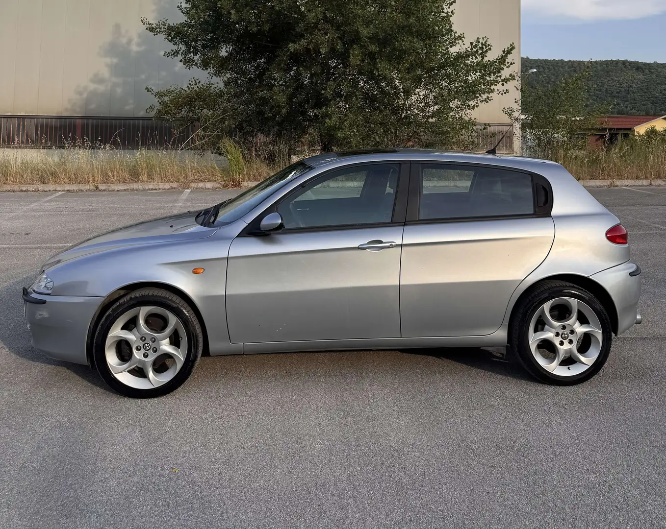 Alfa Romeo 147 5p 2.0 ts Distinctive selespeed - 2