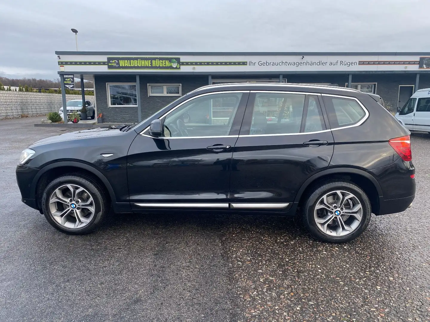 BMW X3 Baureihe  xDrive20d xLine Head-Up Černá - 2