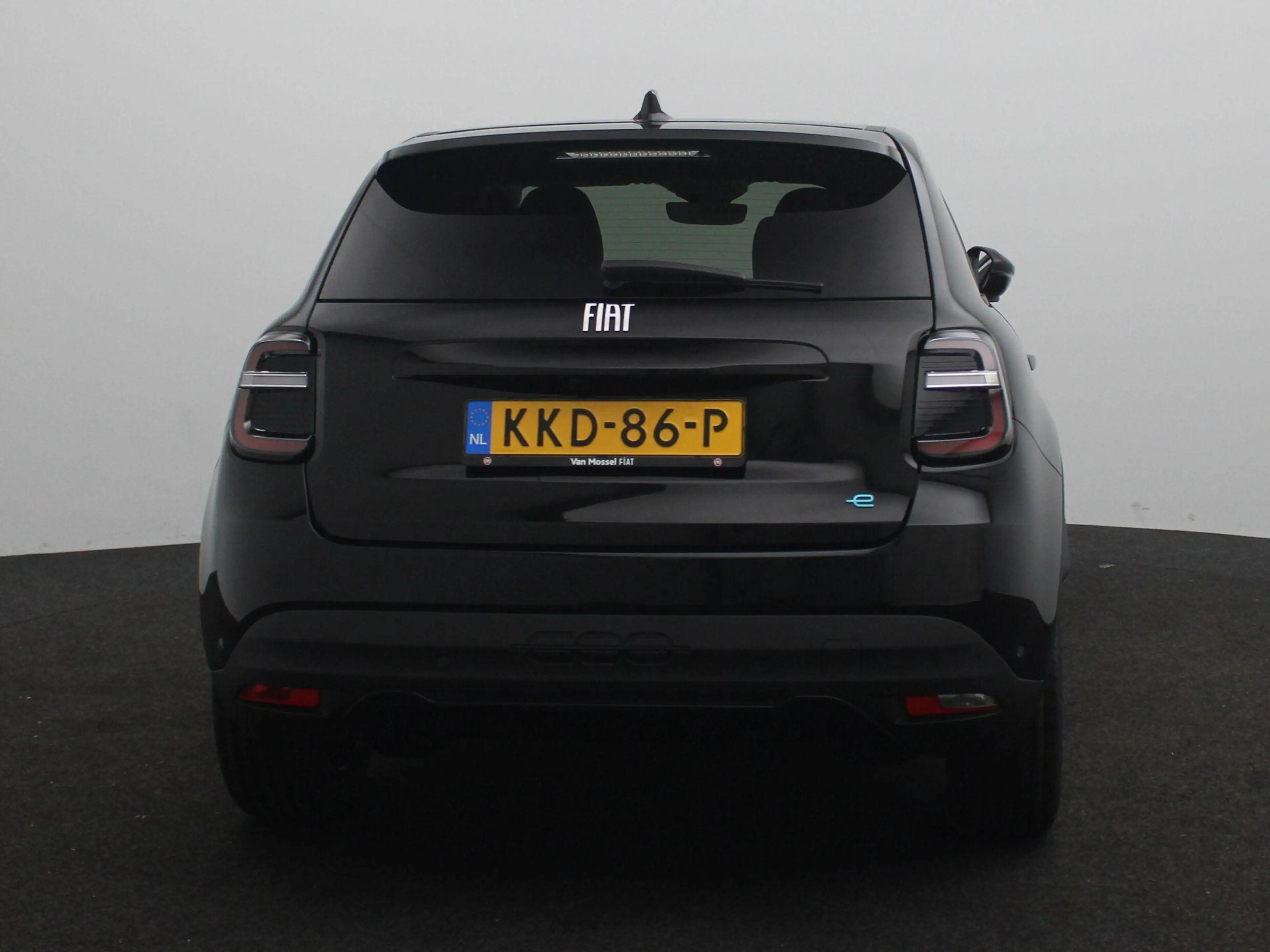 Fiat 600e La Prima 54 kWh | Tot 8 jaar garantie | Demo | — photo 5