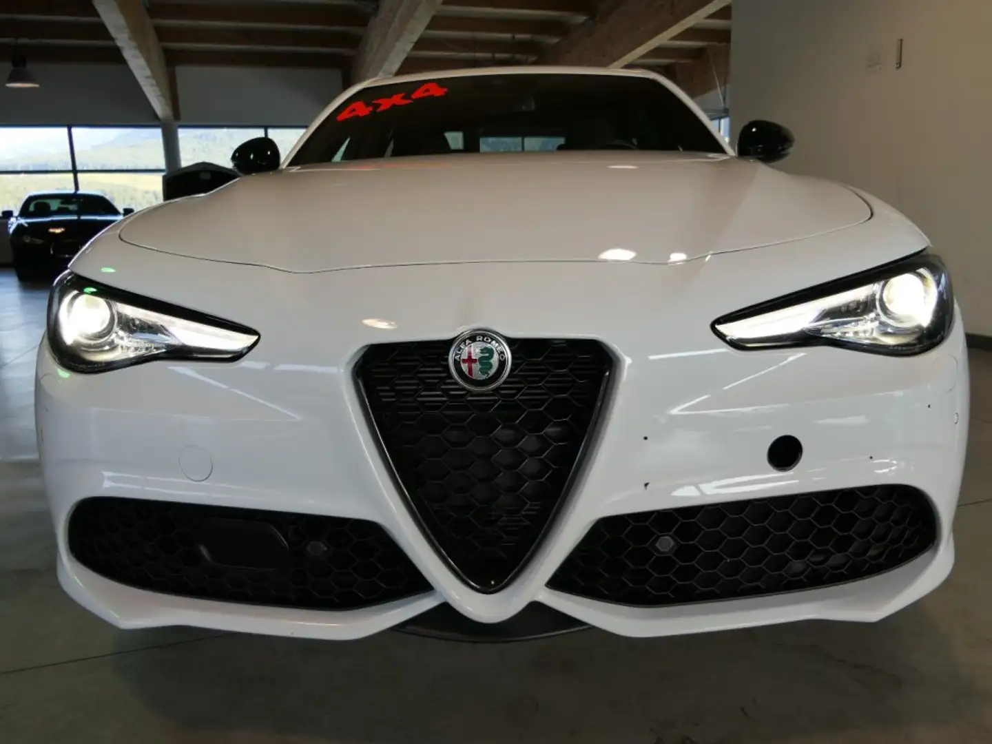 Alfa Romeo Giulia 2.0 Turbo 280 CV AT8 Veloce Bianco - 2