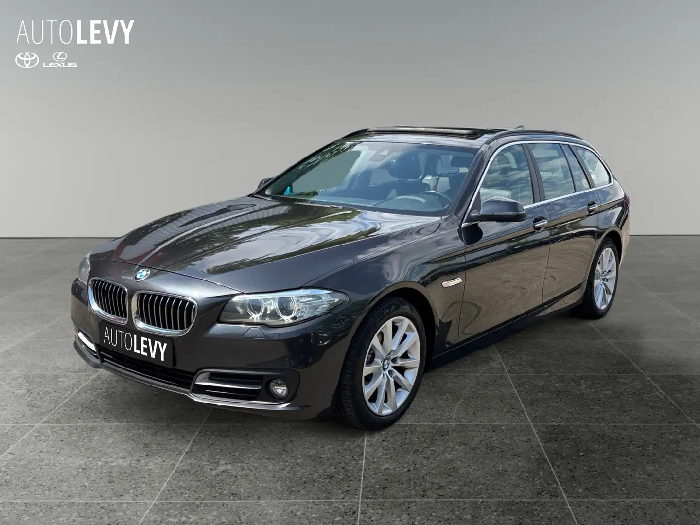 BMW 520 d Touring *NAVI*PANO*BIXENON*SHZ* Grau - 2