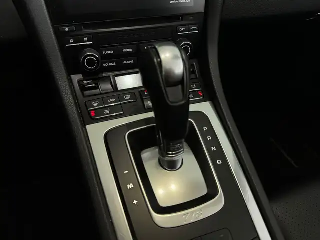 Porsche 718 view 15