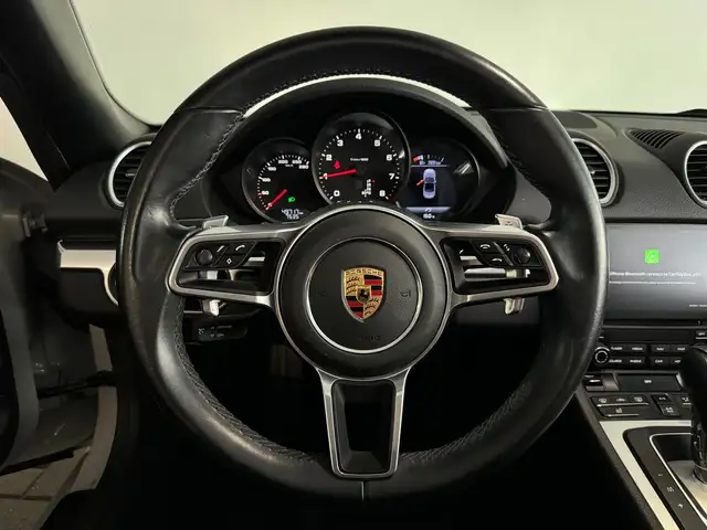 Porsche 718 view 13
