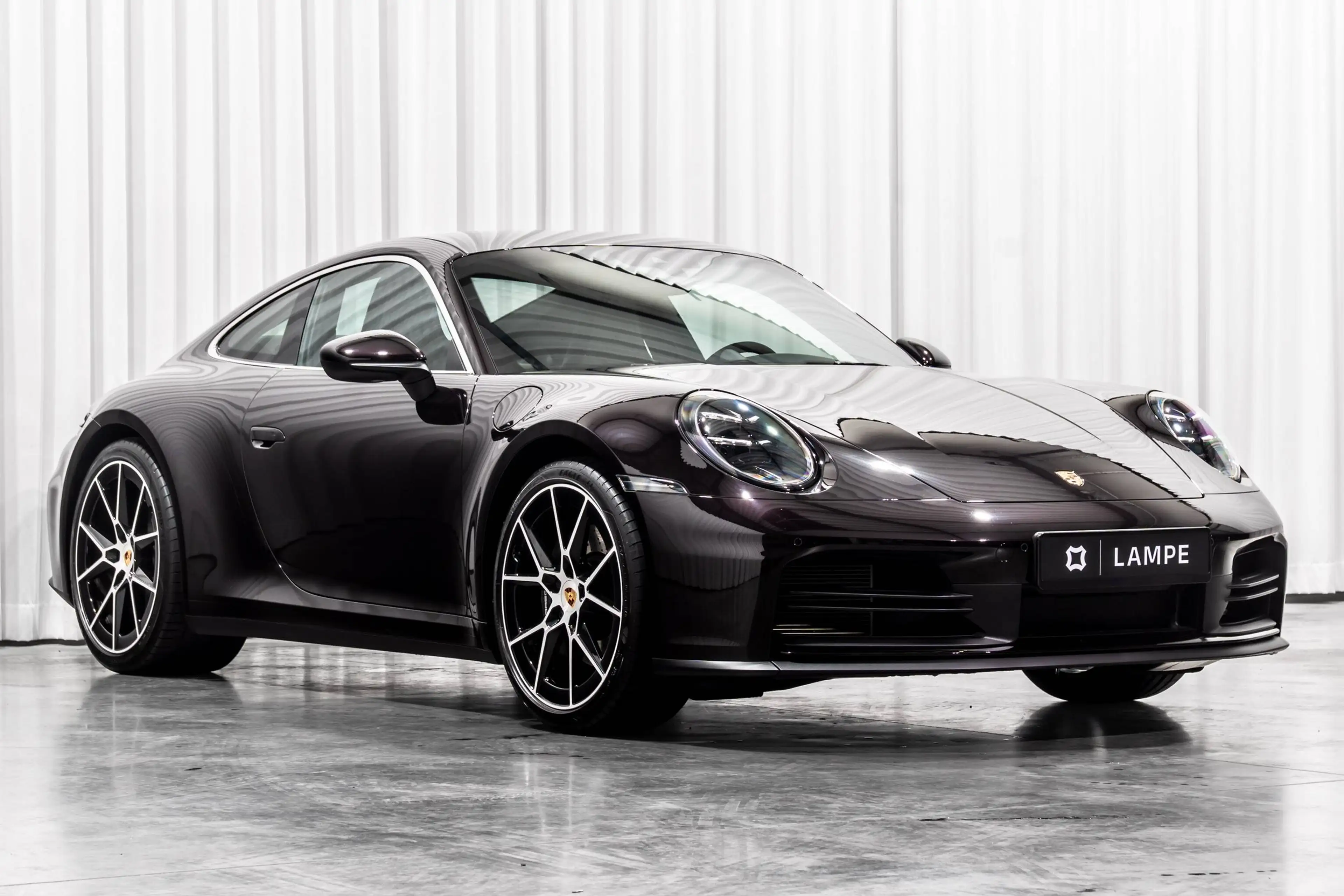 Porsche 911 992.2 Carrera 2 Coupé PTS Superior Red / Chalk Beige — photo 5