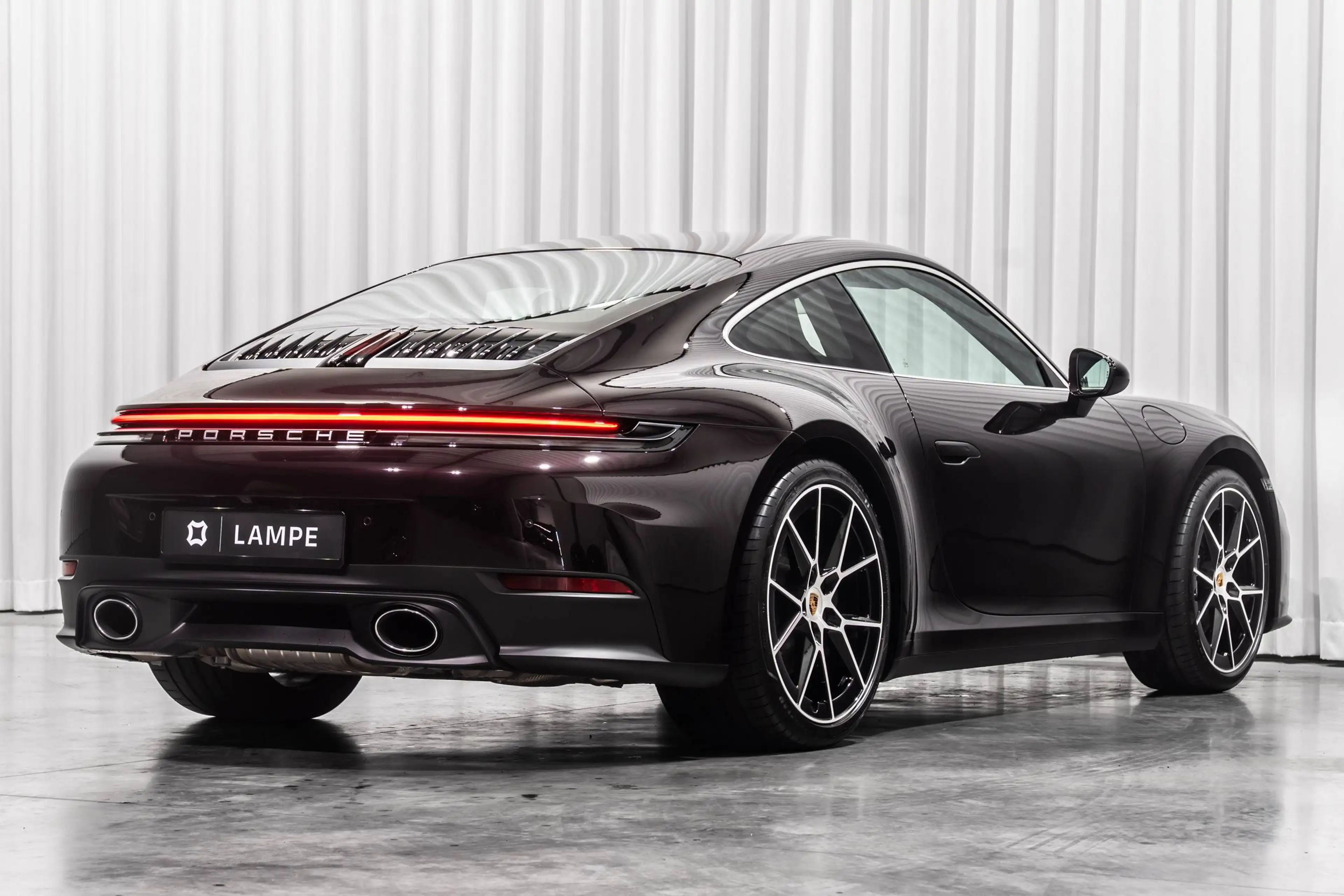 Porsche 911 992.2 Carrera 2 Coupé PTS Superior Red / Chalk Beige — photo 8