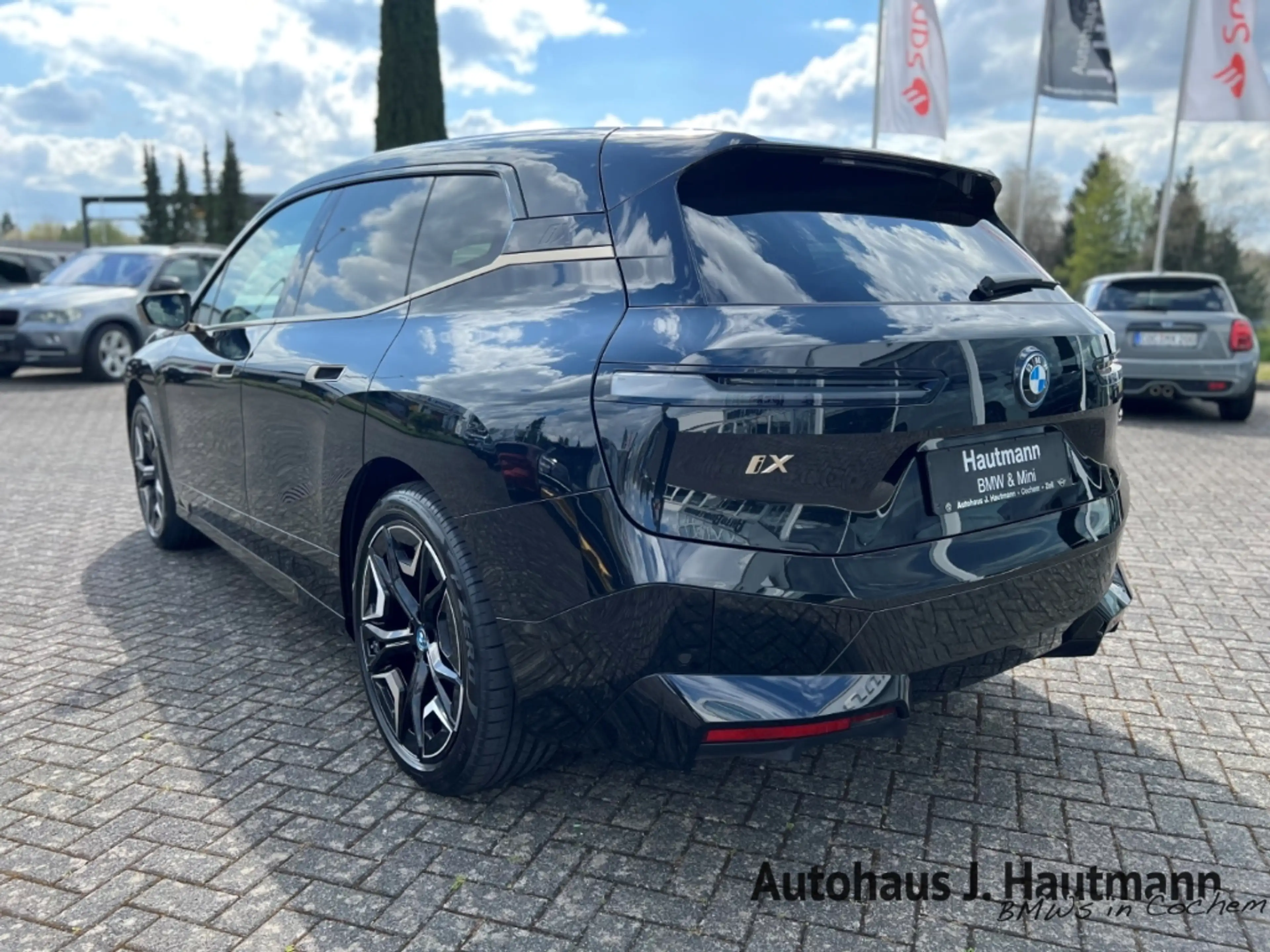 BMW iX xDrive 50 +NP:136.580€+AHK+LASER+PANO+B&W+ — photo 6