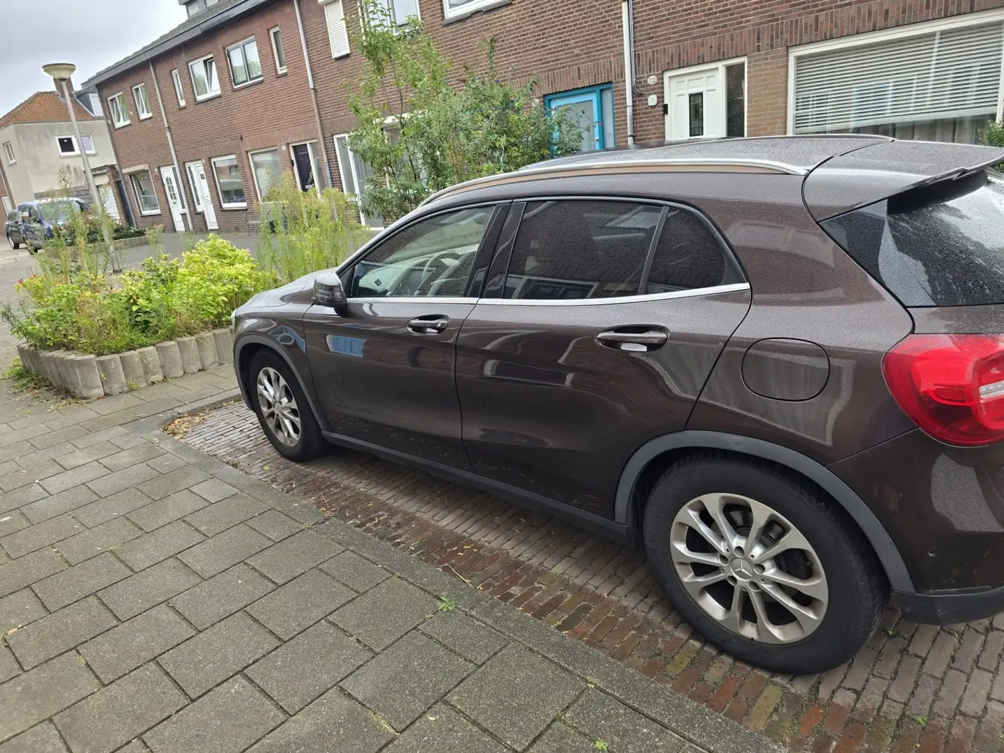 Mercedes-Benz 250 Gla 4matic Braun - 2