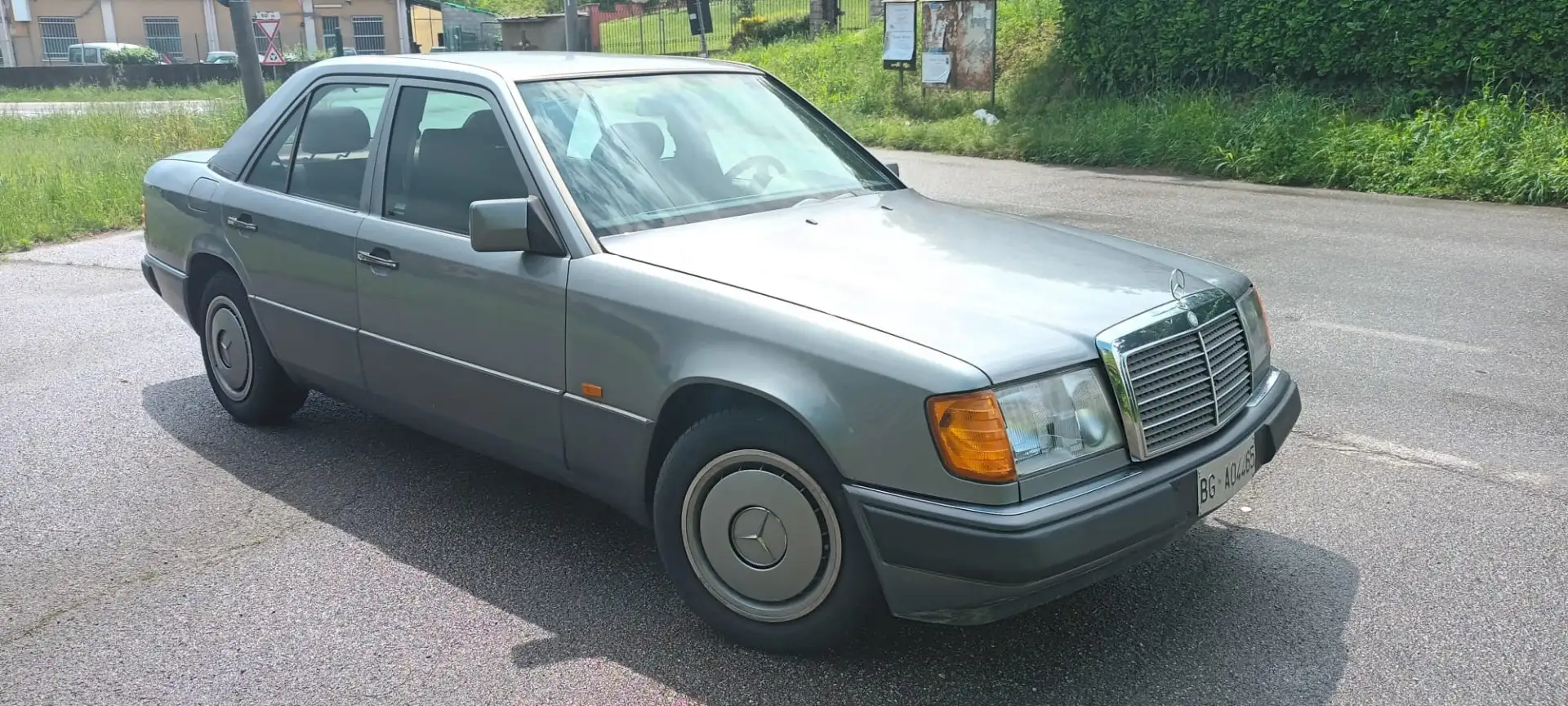 Mercedes-Benz E 200 (124) - 2