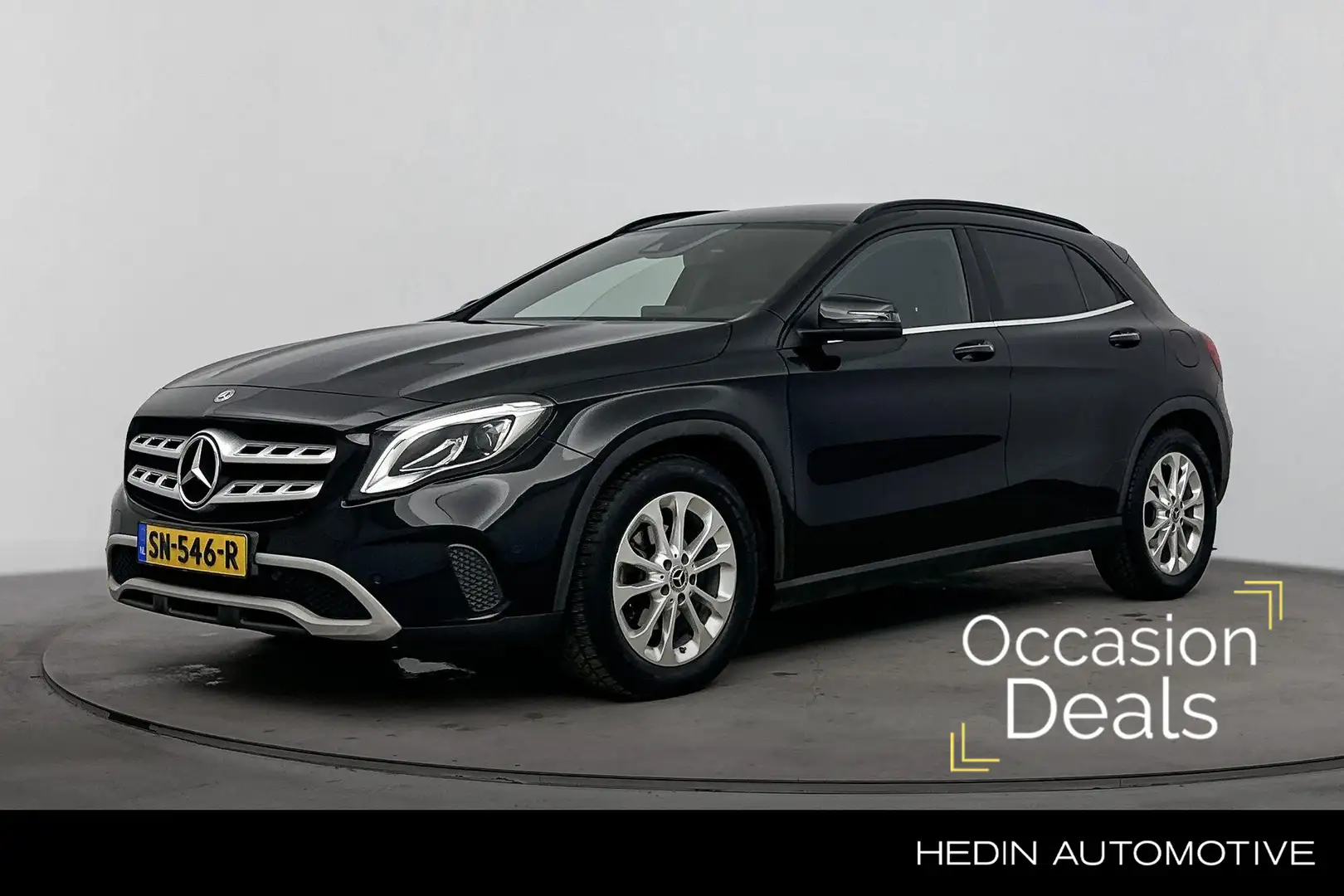 Mercedes-Benz GLA 180 GLA Automaat Business Solution Style Line | Parkpi Noir - 1