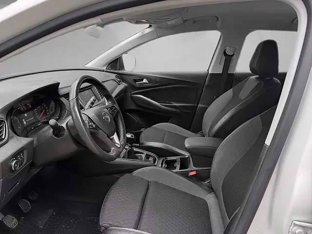Opel Grandland X view 7