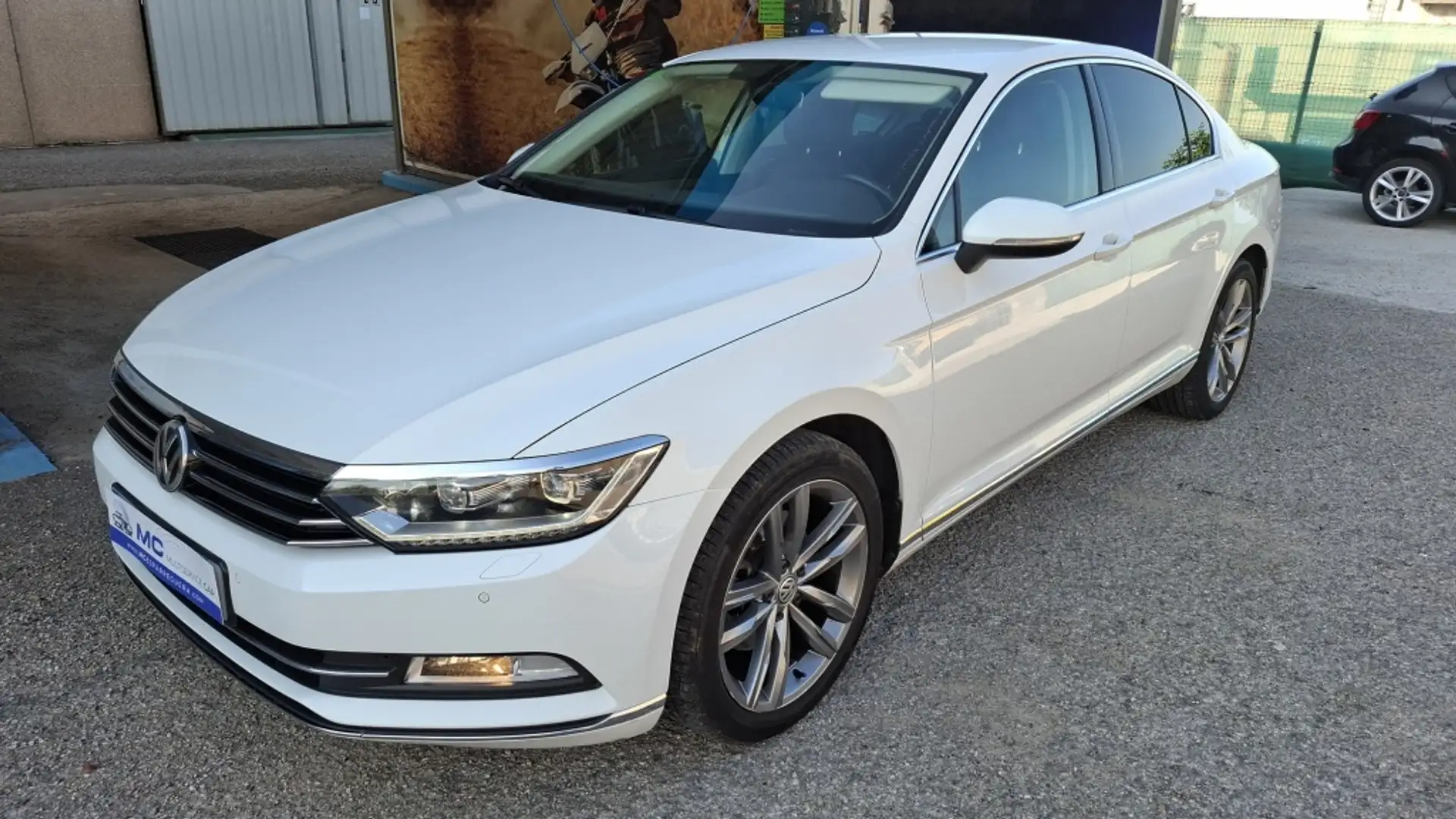 Volkswagen Passat 2.0TDI Sport 110kW Blanco - 1