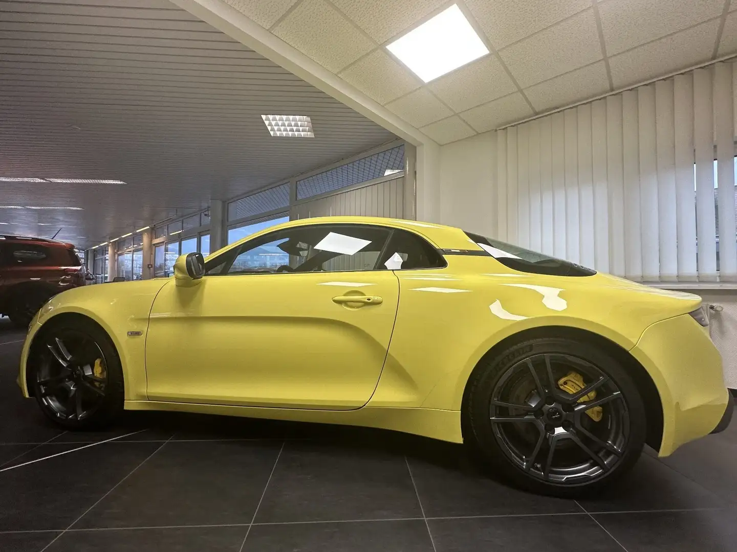 Alpine A110 GT HERITAGE SABELT SITZE|FOCAL AUDIO|BREMBO Amarillo - 2