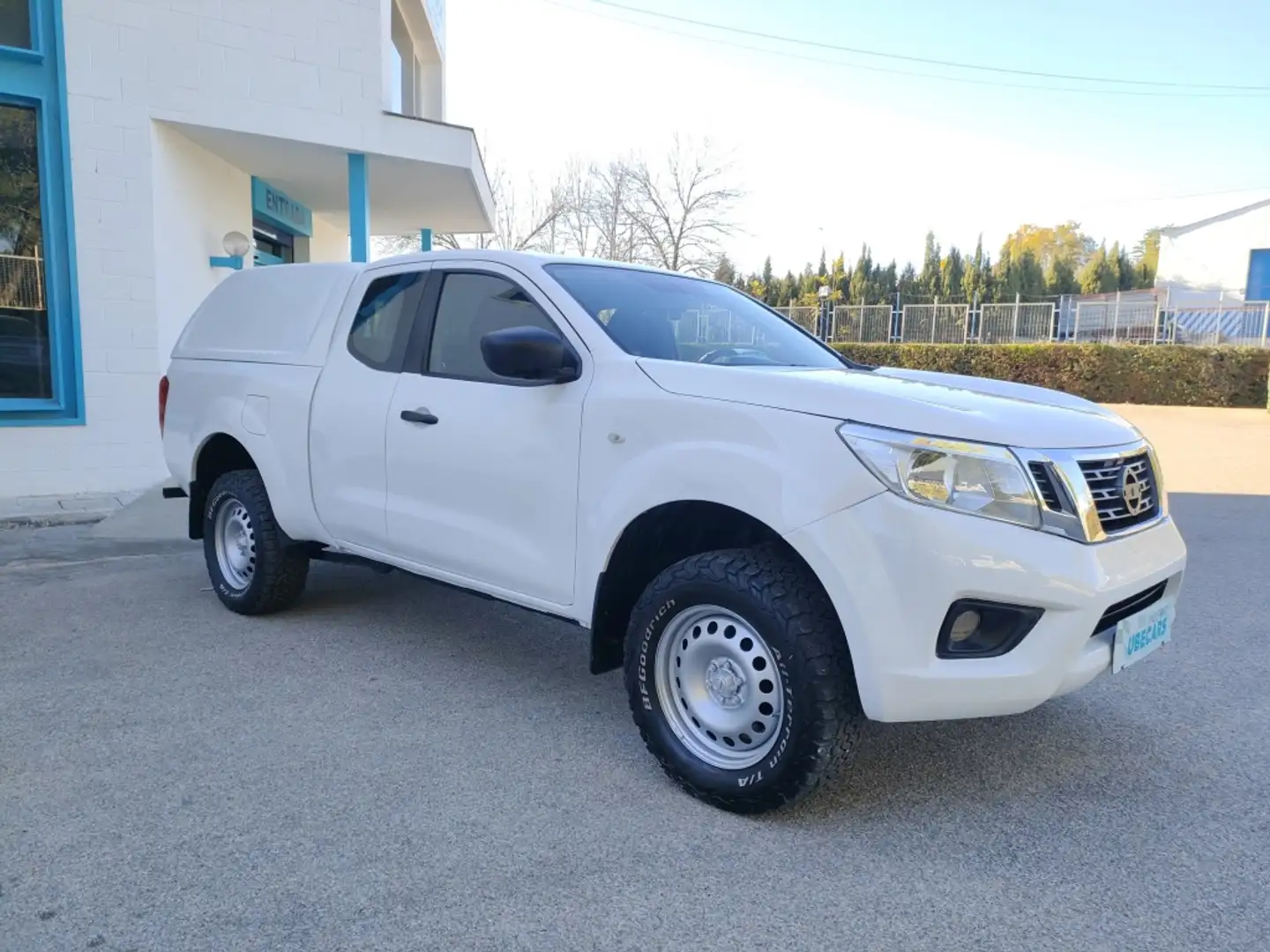 Nissan Navara 2.3dCi King Cab Visia Weiß - 2