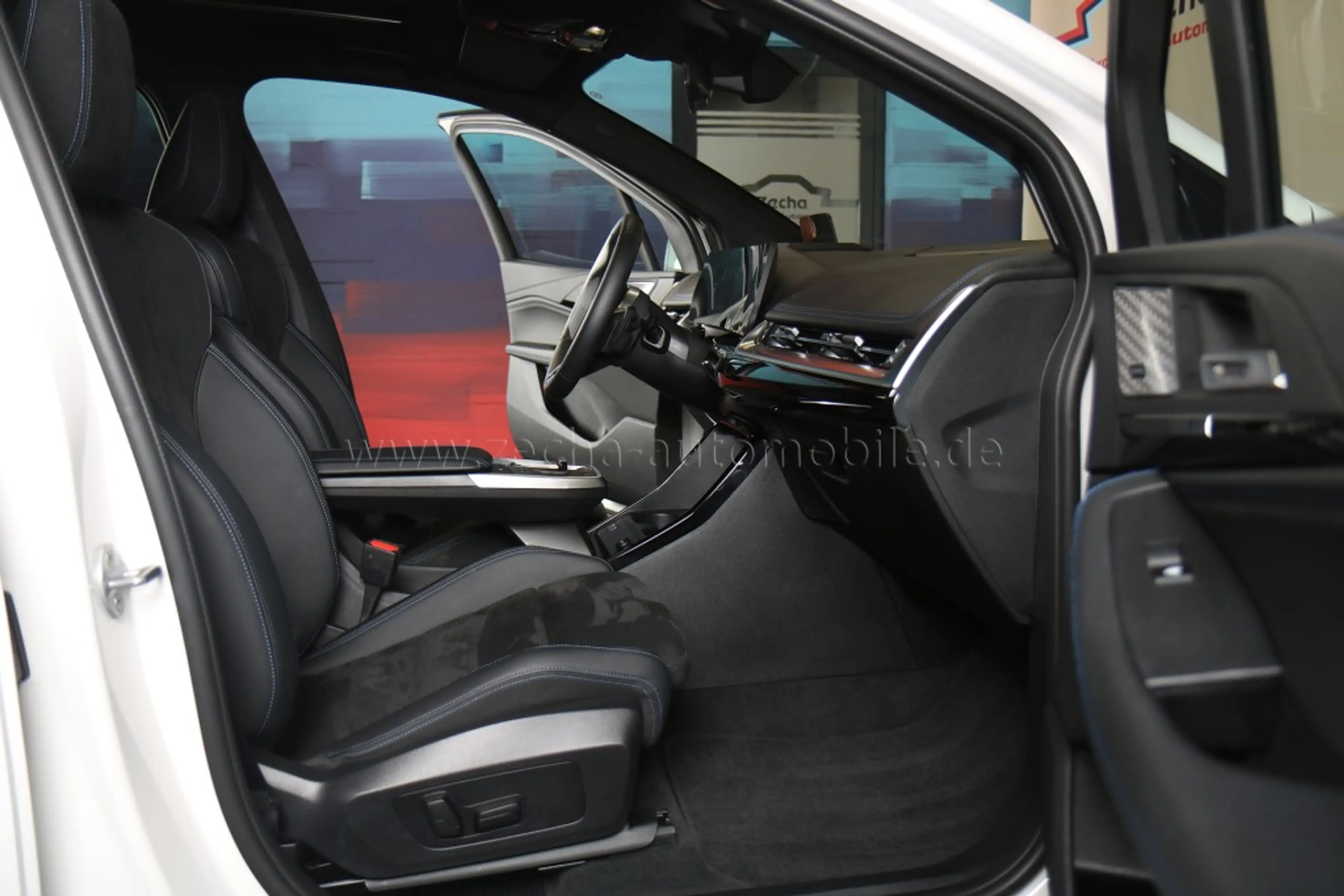 BMW 223 i xDr. M-Sportp.AHK.Park+Panod. — photo 20